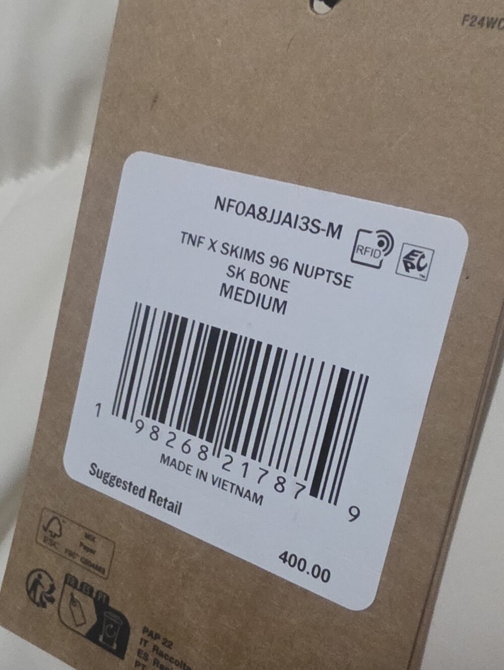 The North Face x Skims 96 Nupste Puffer Jacket Bone Women Size Medium NWT - Picture 6 of 6